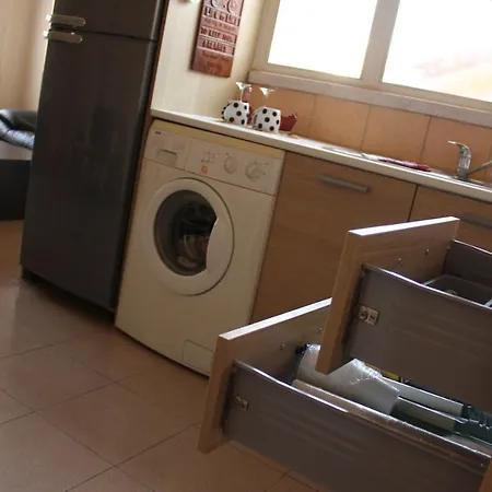 Appartement Downtown Ledras *